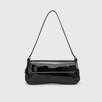 Женская маленькая лаковая сумка в стиле Zara багет черная через плечо