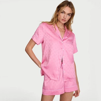 Піжама рожева з шортами Victoria's Secret Signature Satin Short Pajama Set Jacquard Pink Sugar - Розмір XS