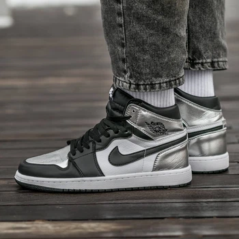 Кросівки жіночі Air Jordan Retro 1 Black\Silver 41 (994-1328987)