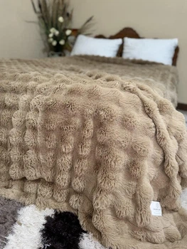 Королівське Покривало "Кролик" Colourful Home Євро розміру 210х230см двостороннє, з довгим штучним хутром бежевий (lm13)