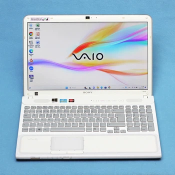 Ноутбук Sony VAIO VPCCB + Radeon белый (refurbished)