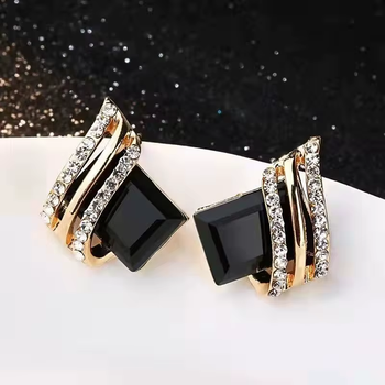Изысканные серьги черные квадратные камни кристаллы вечерние