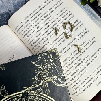Кутики для книг. Золоті (комплект з 4 шт)