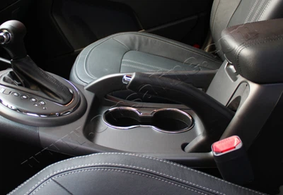 Накладка хромированная для подстаканника Kia Sportage 2010-, OmsaLine, 4016021