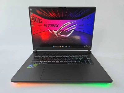 Ноутбук Asus ROG Strix G16 Ultra 9 285HX/RTX 5070/RAM 16GB/SSD 2TB/WIN 11 Б\В - Б/В