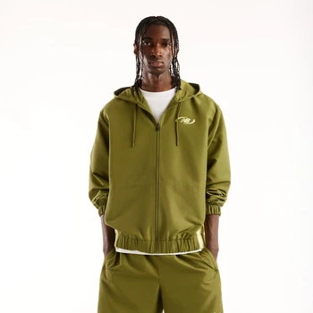 Мужская зеленая ветровка New Balance Trackside Woven 54 (XXL) (MJ62Y8SJGEE)