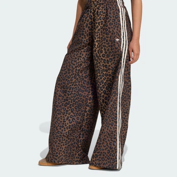 Жіночі спортивні штани Leopard Firebird Oversized adidas JW7302 (XS) Різнокольоровий-1 (4068811965280)