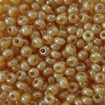 Чешский бисер Preciosa 47115