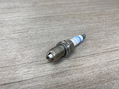 Свічка запалювання BOSCH 0 242 232 502 CHEVROLET, DAEWOO NEXIA, ESPERO