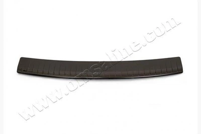 Накладка хромована на задній бампер (чорний, глянець) Volkswagen Passat B7 SW 2011-, OmsaLine 7538095b