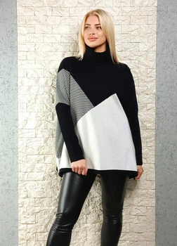 Джемпер оверсайз з високим коміром чорно-білий Cosmoda 20-312 - чорний - M-XXL