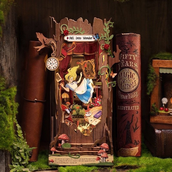 Креативный деревянный 3D пазл Book Nook "Алиса в стране чудес"