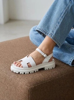 Женские босоножки PARADIZE SHOES белого цвета из натуральной кожи на массивной белой подошве 40 размер (стелька 25,4 см)