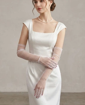 Жіночі довгі фатинові рукавички в горошок s/m/l білий (30r024)