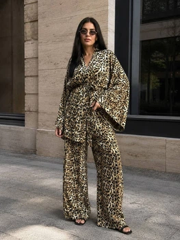 Костюм женский My fashion 1675 леопардовый кимоно с брюками палаццо one size коричневий