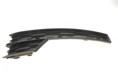 Вставка бампера (под противотуманку) Skoda Octavia 18- (R) 88071839802 ,