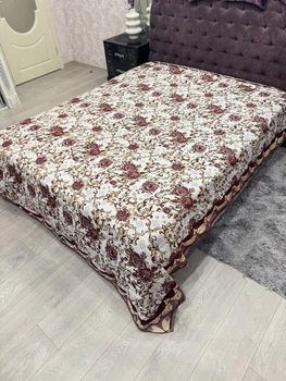 Практическое гобеленовое покрывало евро 200×230 см (плед-капа) Алиса темное