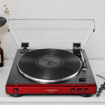 Вініловий програвач Audio-Technica AT-LP60X-BT RED автоматичний Bluetooth, програвач платівок, електропрогравач для вінілу, вінілова вертушка, стереопрогравач грамплатівок, домашній аудіопрогравач вінілових дисків, червоний - Б/У