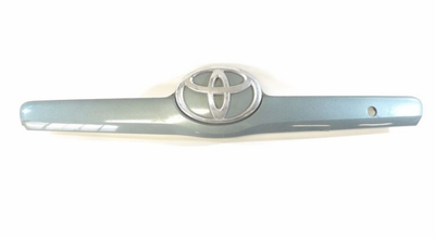 Накладка кришки багажника Toyota Camry V40 2006-2011, хром AVTM, 7681106130B1, 188164790