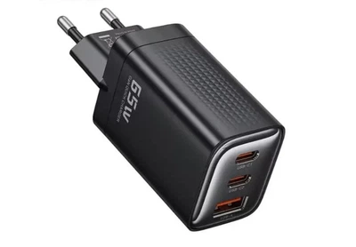 Сетевое зарядное устройство для Toocki GAN 65W три порта 2 USB- Type-C + 1 USB-A быстрая зарядка Power Delivery 3.0, Quick Charge 3.0/4.0 TCT65-22EU Black