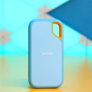 Внешний SSD накопитель SanDisk Extreme Portable V2 2TB Sky Blue (SDSSDE61-2T00-G25B) Б/У [172874]