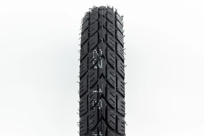 Шина 3,00-10 бескамерная, шипованная MC-072