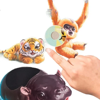 Книга развивающая Carlbaby со звуком и тактильными вставками для детей 0-3 лет