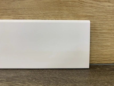 Плинтус белый 2400x80x16 Белый 1680G