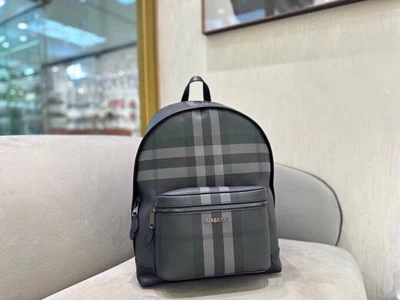 Мужской рюкзак Burberry Rocco Check темно-серого цвета артикул 27865
