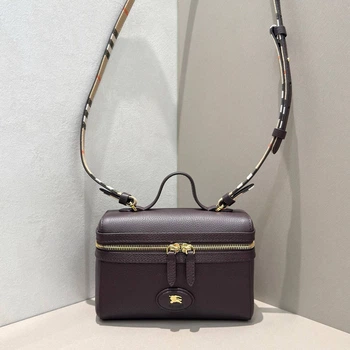 Женская сумка кроcс боди Burberry Bloomsbury Vanity коричневого цвета артикул 87601