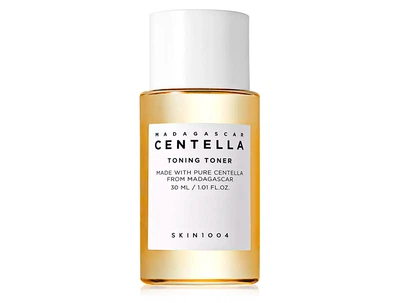 М'який відлущуючий тонер для обличчя з екстрактом центелли SKIN1004 Madagascar Centella Toning Toner, 30мл (8809576261196)