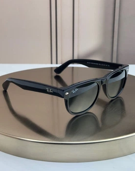 Солнцезащитные очки Ray-Ban New Wayfarer RB2132 черные, зеленая линза G15, унисекс, классика,