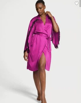 Сатиновый халат Victoria's Secret Satin Midi Robe розовый M
