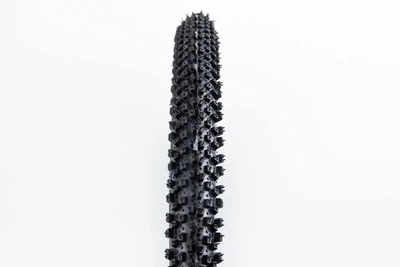 Шина 26"х2,125 (57-559) шипована IRG 5014
