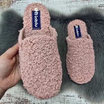 Тапочки женские паркетные Inblu розовые из искусственного меха каракуль с закрытым носком 38р 8226