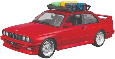 Automodel Bburago Eurotrek 1988 BMW 3 M3 Touring 1:24 23014 z akcesoriami Czerwony (4893993230143)