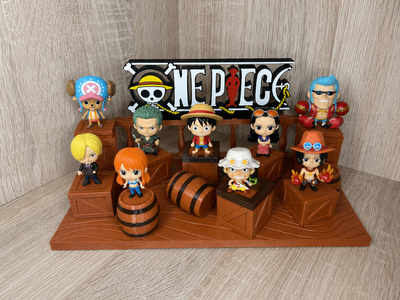 Полка для фигурок One Piece. Декоративная пластмассовая полка.