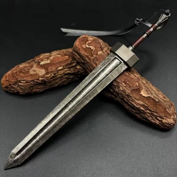 Детальная копия культового меча Гатса «Берсерк» в Elden Ring