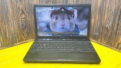 Ноутбук Sony Vaio VPC-EH (15.6" HD,Core i3-2310M,Intel HD 3000) (6390) Б/В