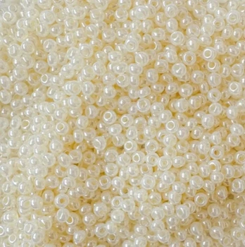 Бісер Preciosa Ornela 47113 бежевий 10/0 50 г (47113/50)