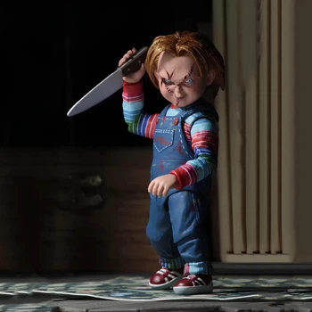 NECA Кукла Чаки. Фигурка из фильма Чаки. Игрушка Chucky. Чаки со сменными аксессуарами 10 см