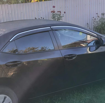 Ветровики на окна с хромом Niken Luxury (4 шт) для Toyota Corolla 2013-2019 гг