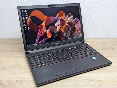Ноутбук Fujitsu E556: 15.6 Full HD, Intel Core i7-6500U, 8 GB DDR4, Intel HD Graphics, SSD 128Gb - Б/У