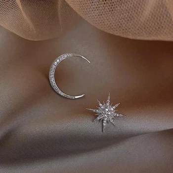 Серёжки разные с камешками с месяцем и звездами Серебряный (2034)