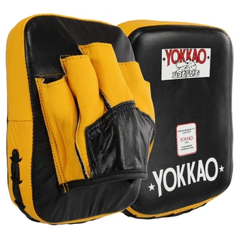 Лапа боксерська вигнута тренувальна шкіряна 2 шт YOKKAO YKO-217 Чорно-жовтий