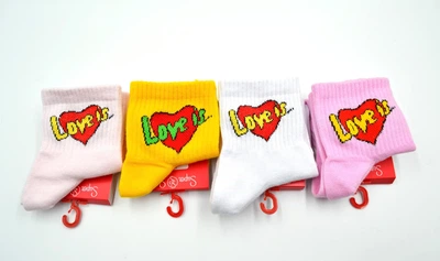 Носки универсальные демисезонные 4 пары Super Socks 012.S105 Love is 36-40р. Ассорти