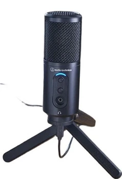 Конденсаторный направленный USB-микрофон Audio-Technica ATR2500X-USB, легко подключается к компьютеру для прямых трансляций, записи караоке и озвучивания, в комплекте со специальной подставкой для микрофона.
