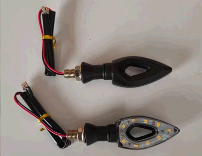 Поворот диодный LED СТРЕЛА с отверстием , 2шт LIKEMOTO