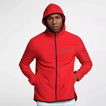 Куртка мужская Nike Shield Showtime Basketball Woven Hoodie Jacket S Красный 890666-657