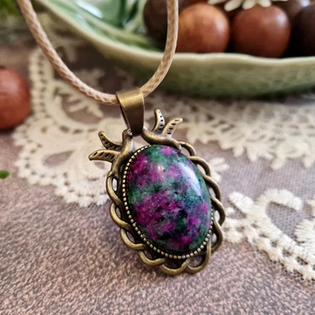 Кулон в стиле винтаж Птицы на шнурке натуральный камень цоизит
